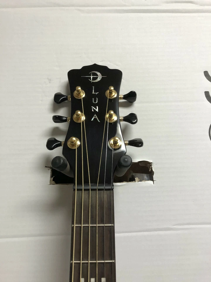 GUITARRA ELÉCTRICA ACÚSTICA LUNA Artist Craftsman nueva - TODA MADERA MACIZA - Tapa de cedro Foto 4 de 4