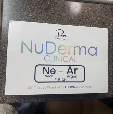 Brand New Sealed NuDerma Clinical Neon + Argon Skin Therapy Wand