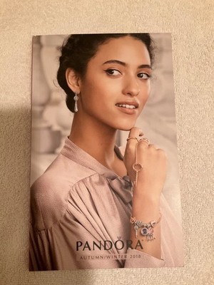 2018 PANDORA Catalog Autumn/Winter Collection USA - 155 Pages