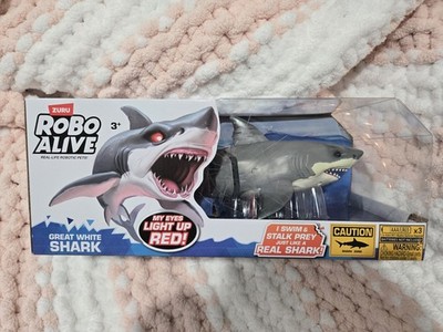   Robo Alive Great White Shark by Zuru Light-Up Toy