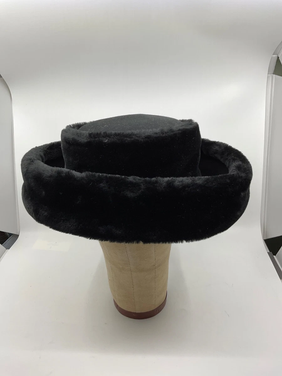Black leather motorcycle  cap by Kokin. Vintage KOKIN New York 100% Wool and Black Leather Hat  main image 4