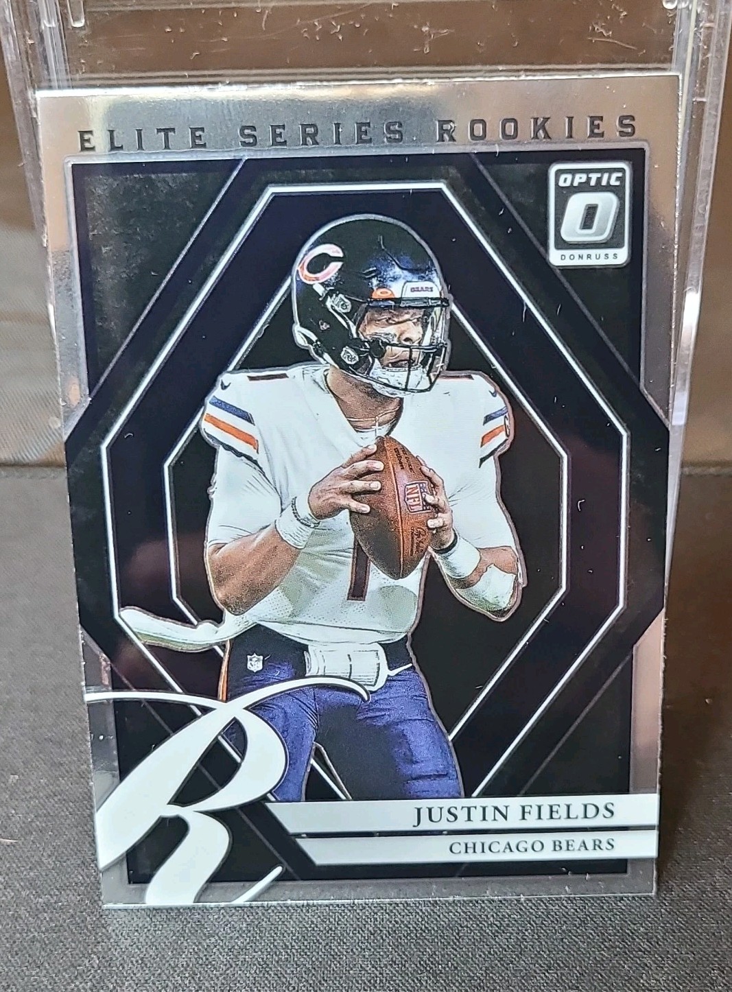 2021 Panini Donruss Optic Elite Series Rookies Justin Fields #ESR-4 (RC) Rookie