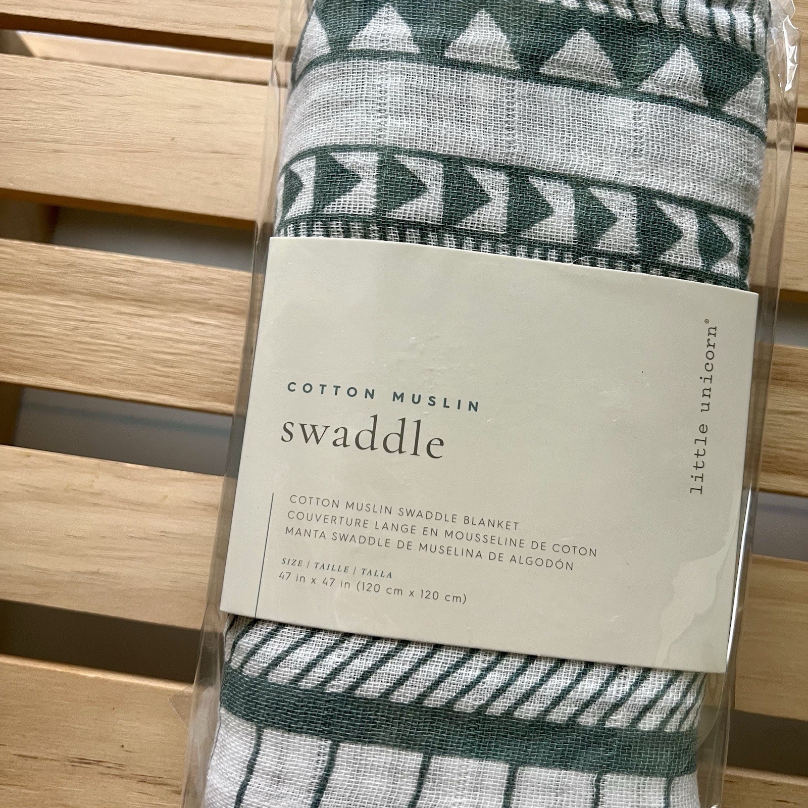 NIB Little Unicorn Santa Fe Cotton Muslin Swaddle Blanket 47"x47"