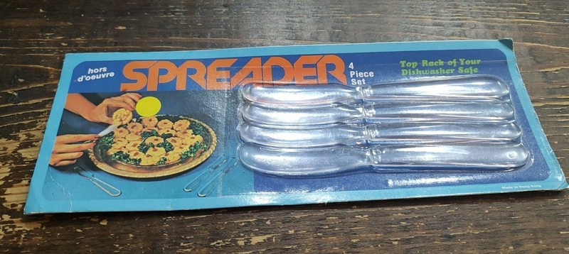 Vtg hors d'oeuvre Spreader 4 Piece Set Clear Knifes