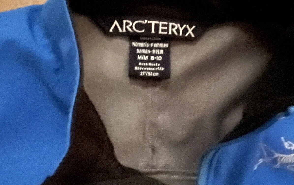 Arcteryx Women's Blue Jacket Size M 8-10 Style CA#34438 Lightweight Stretch
