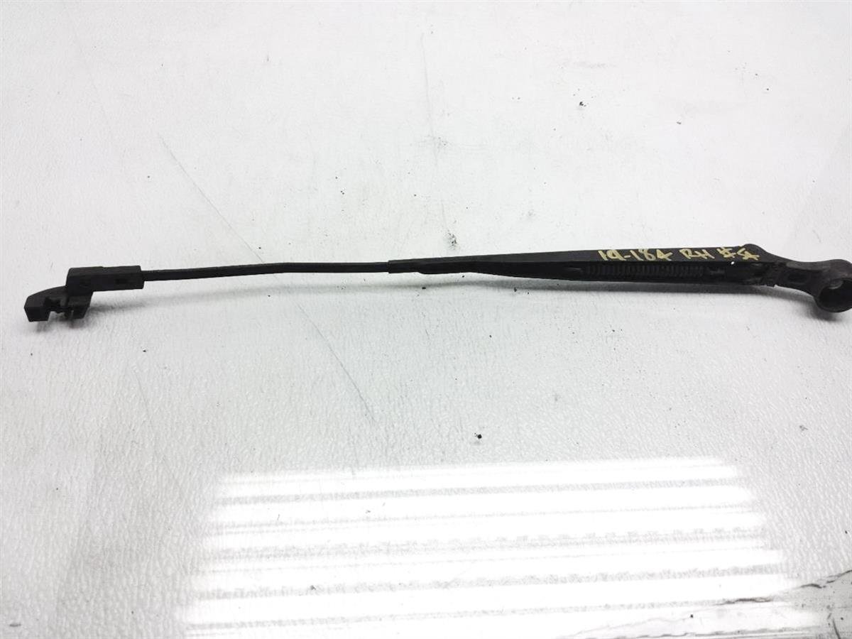 1985-1989 Nissan 300Zx Rwd 3.0L Right Passenger Windshield