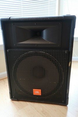 jbl mr825