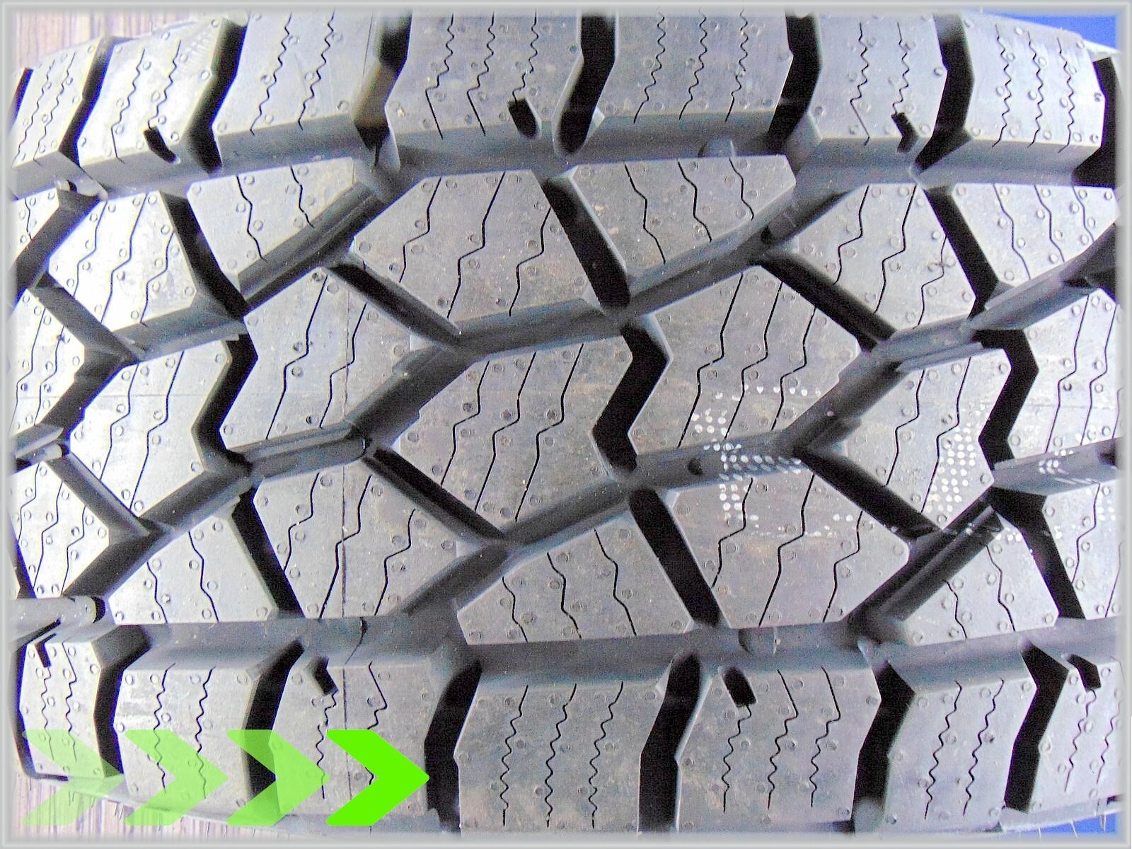 1 NEW 265/60/20 BACK COUNTRY A/T2 M+S TIRE DOT 2022 121/118R LT265