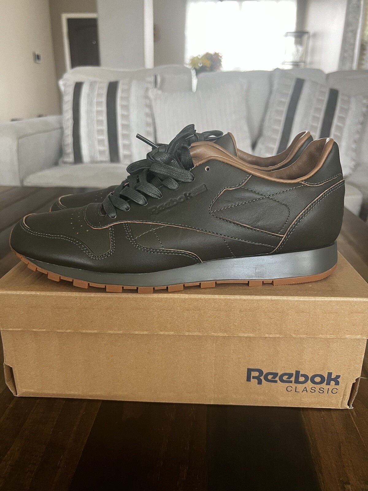 Size 8 - Reebok Kendrick Lamar x Classic Leather Lux Olive Size 8 - Reebok Kendrick Lamar x Classic Leather Lux Olive