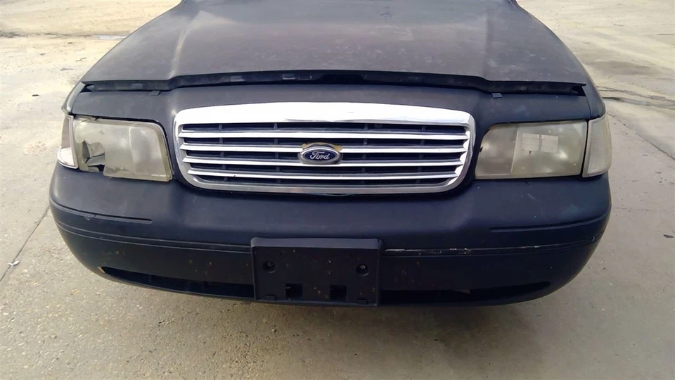 Conjunto trasero completo anillo de tono ABS de acero estampado para 98-02 Lincoln y para Foto 2 de 4