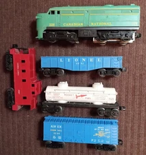Lionel Postwar O27 Canadian National Freight Set ca 1960 Loco & 4 Cars Untested 