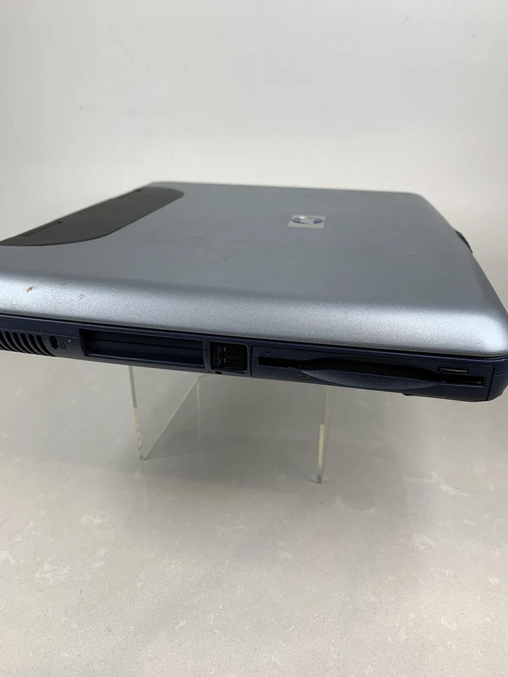 Computadora portátil HP PAVILION NOTEBOOK N5415 con adaptador estuche Targus PIEZAS REPARACIONES Foto 4 de 4