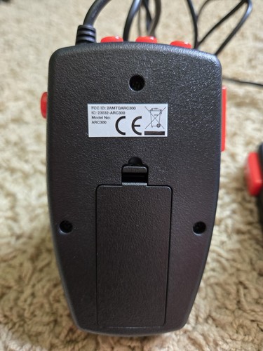 Atari Pong Paddle ARC300 2.4 GHz Gaming Controllers - Picture 2 of 5