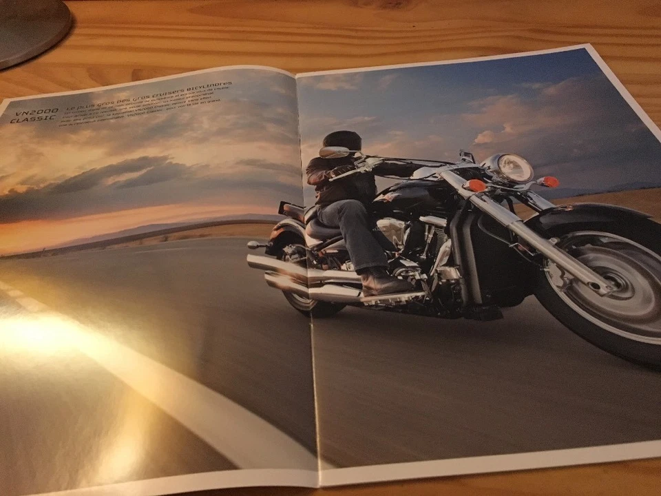 Kawasaki Cruiser 2008 VN 900 2000 Catálogo Folleto Publicidad Prospecto - Imagen 2 de 4