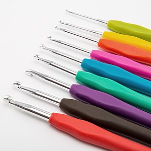 Crochet-Hooks-Set-Clover-Amour-Steel-Pastel-9-Pcs-Ergonomic-Easy-Grip-Bright