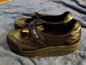 skechers shape ups black