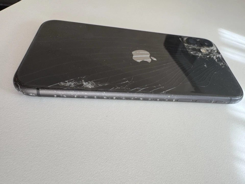 Apple iPhone 11 · 128GB, Foto 4 von 5