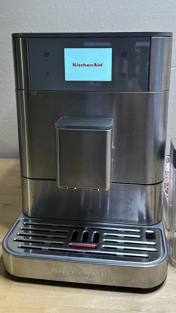 KitchenAid KF7 Fully Automatic Espresso Machine Stainless Steel - TESTED & WORKS
Opens in a new wind