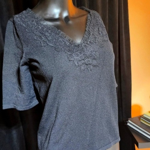 DANA BUCHMAN Black Lace Trim Blouse Medium - Picture 5 of 8