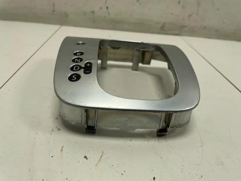 Volkswagen Rabbit 2008 transmisión palanca de cambios bisel cromado OEM+ Foto 4 de 4