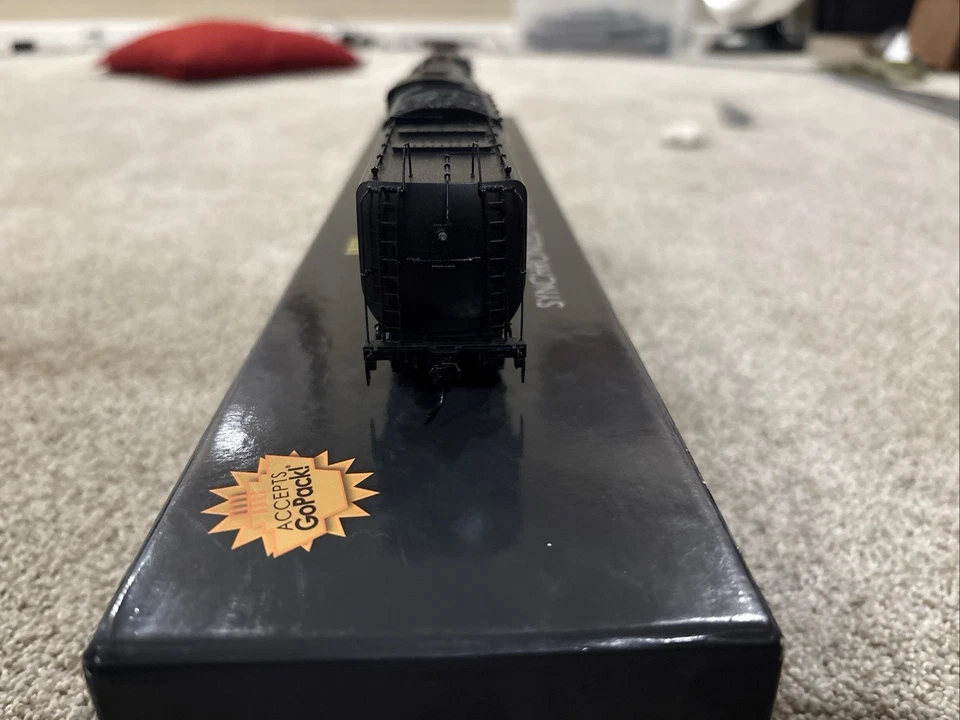 Ho Scale Broadway Limited Milwaukee Road 4-8-4 S3 261 DCC Sound (read Disc) - Image 4 of 4