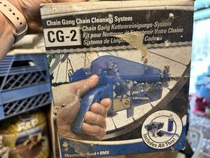 PARK TOOL CG-1 CHAIN GANG BICYCLE CLEANING SYSTEM ALL BICYCLES