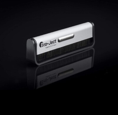 Pro-Ject Brush It, Antistatic Carbon Fiber Record Brush
