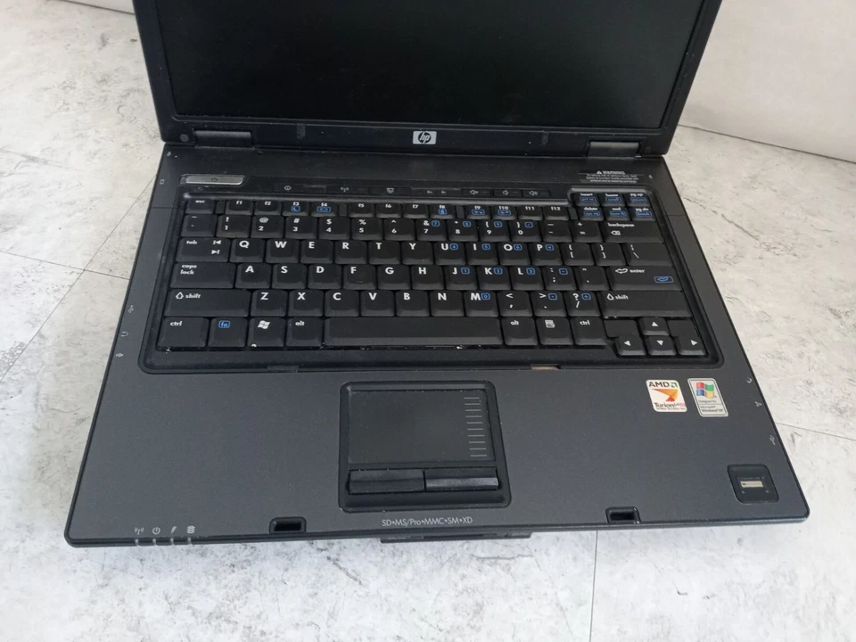 HP Compaq nx6325 15" Laptop AMD Turion X2 CPU 1GB RAM - BOOTS - READ -RR - Image 2 of 4