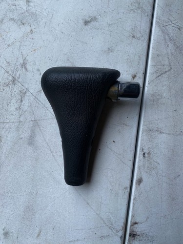 94-01 Acura Integra DC2 Manija de cambio automática con botón - Imagen 4 de 6