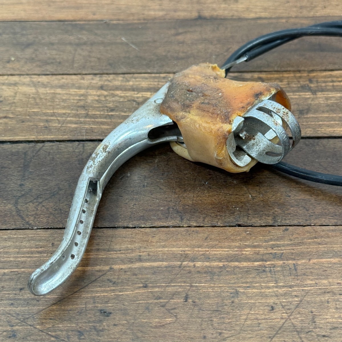 VINTAGE SHIMANO 600 BL-6208 DRILLIUM AERO BRAKE LEVERS