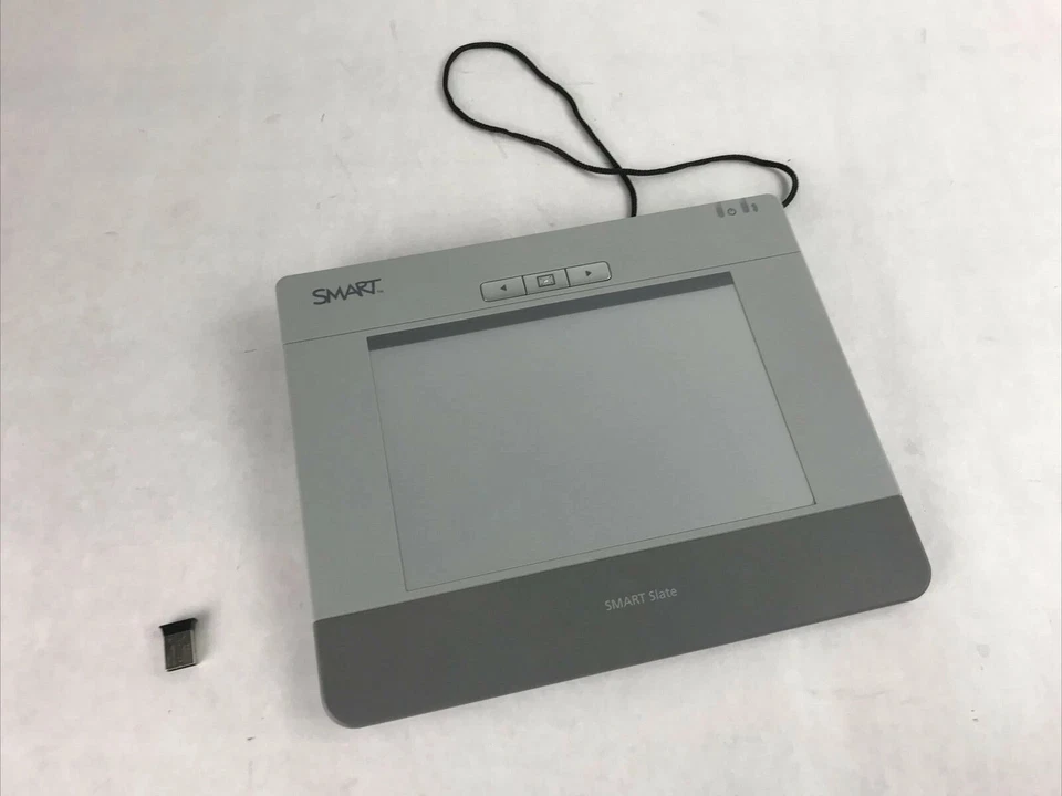 SMART Slate WS200 Graphic Tablet Pad Bluetooth w/ Pen and USB Connecter - Image 4 of 4