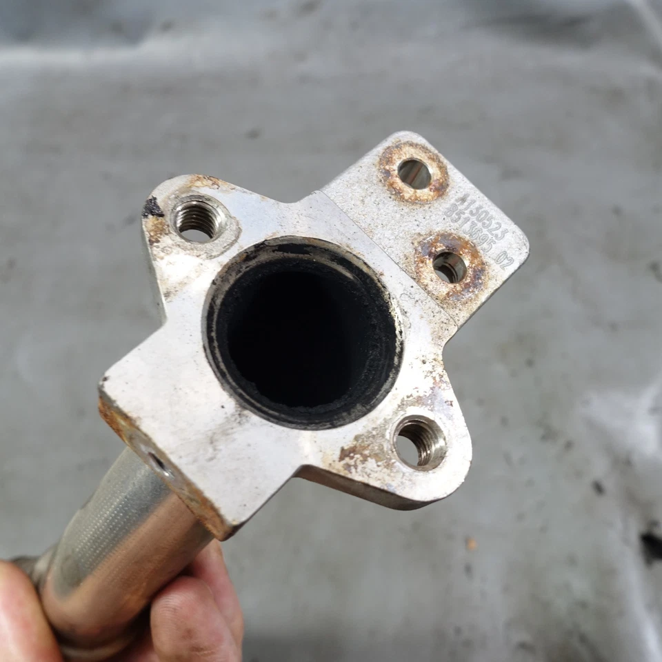 Tubo de escape EGR 2014-2018 BMW F10 535d F02 740Ld xDrive N57 diésel fabricante de equipos originales Foto 4 de 4