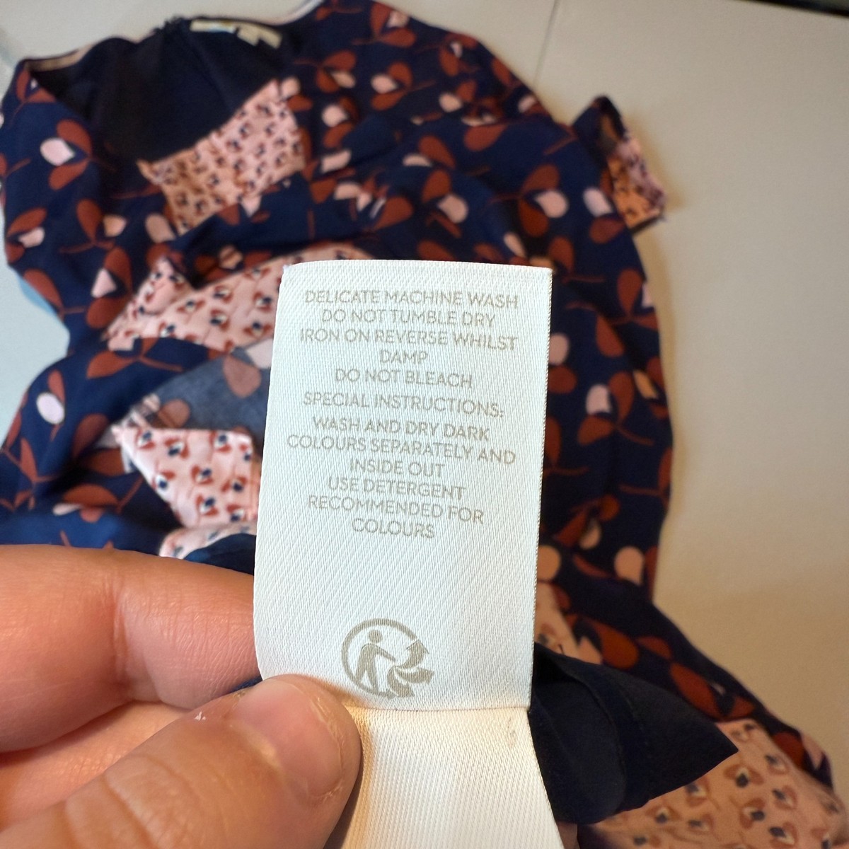Boden Women 6 Daisy Dress 3/4 Sleeve Floral Navy Conker Keyhole Neck Knee Length View 5