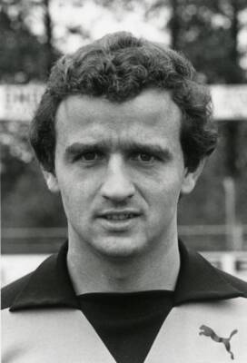 Wim Wildenborg During The Team Presentation Of Heracles 1982 OLD FOOTBALL PHOTO
