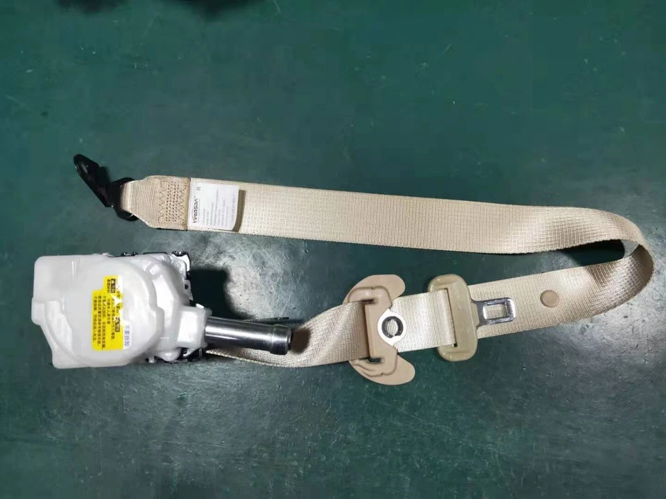 Cinturones de seguridad delanteros para Toyota Highlander 2010-2015 Foto 3 de 4