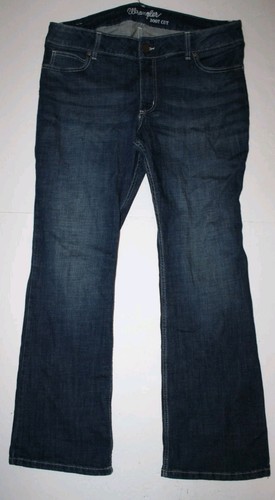 Wrangler Boot Cut Women's Jeans Size 17 Dark Wash - Picture 2 of 9