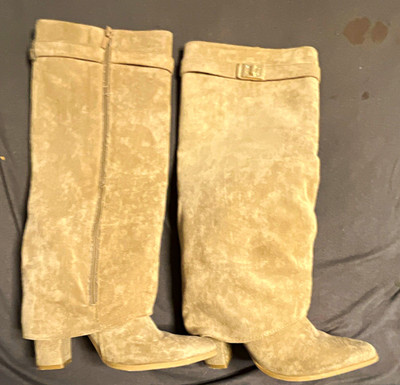 Givenchy Damen Wildlederstiefel Beige Cowboy wadenlang Blockabsatz EU 37