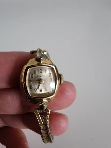 Vintage Timex Watch Women Gold Tone