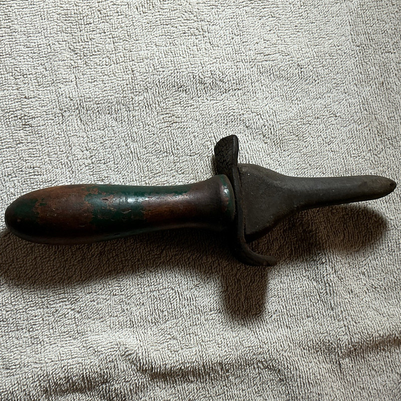 Knife sharpening tool vintage