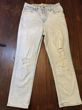 Levi  s 724 High Rise Straight Crop Jeans Women  s Size 28 Distressed Light Wash