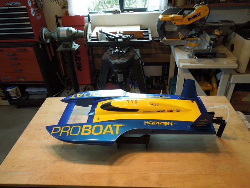 Pro-Boat UL-19  RC racing boat by Horizon Hobby