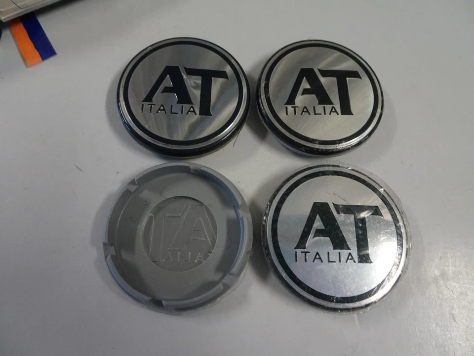 Juego de 4 tapas centrales de rueda personalizadas plateadas AT ITALIA # N/A, 2" pulgadas en la parte trasera Foto 2 de 2