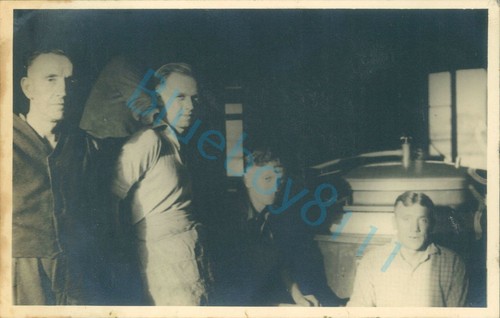 WW2 British Prisoners of War POW's Indoor group Photo Stalag XXI D Poland - Picture 3 of 3