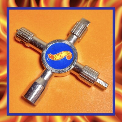 Vtg 1997 Metal Hot Wheels 4-Way Multi Tool - Flat Head - Phillips - Hex