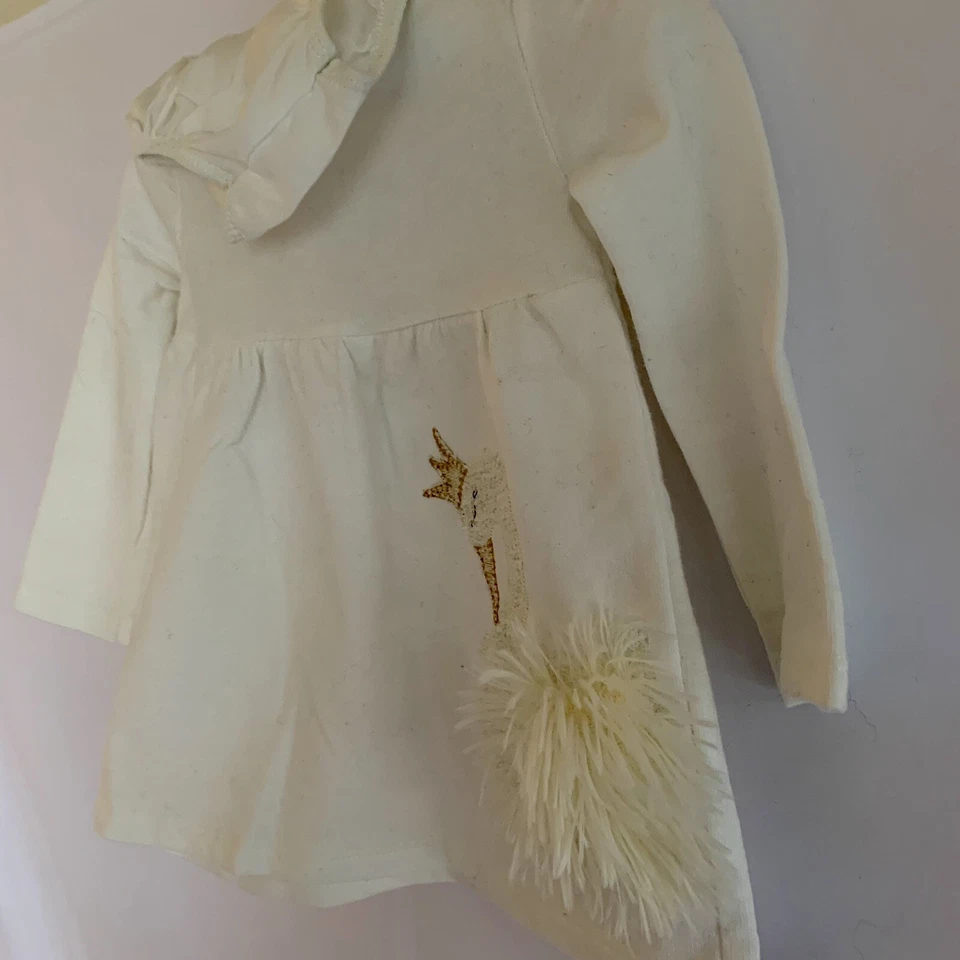 MUD PIE GIRLS FAUX FUR IVORY SWAN Holiday DRESS & BLOOMER SET SZ 3-6 MONTHS - Image 3 of 4