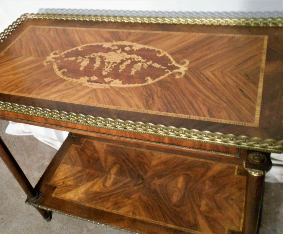 ANTIGUA MESA DE SERVIR APARADOR DE DOS NIVELES CON INCRUSTACIONES LOUIS XVI Foto 4 de 4