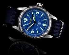 Mens mechanical watch Raketa Aviator WRISTWATCH 2609