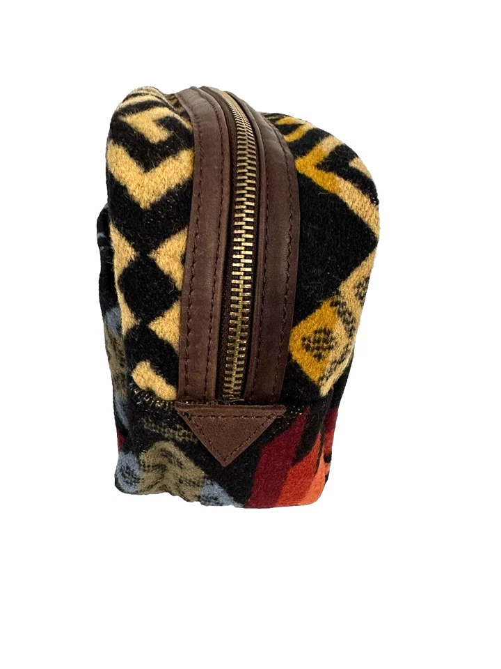 PENDLETON Wool Blend Southwestern Print Toiletry Bag NWT Black Travel - Image 2 of 4