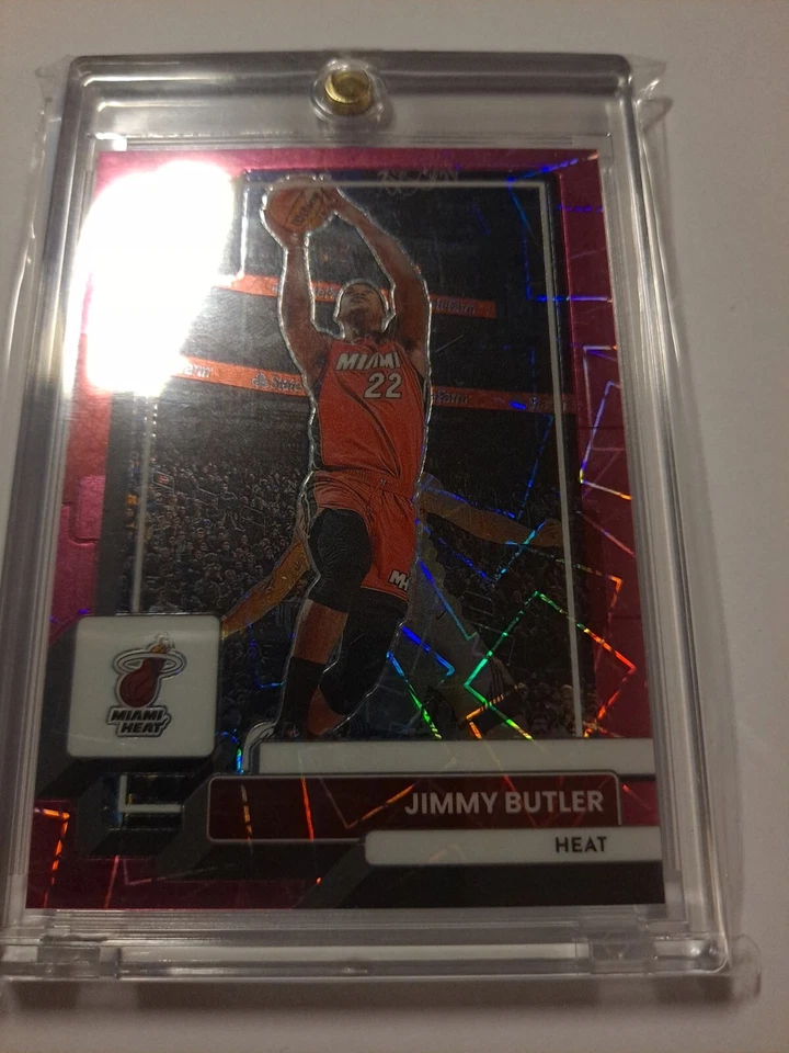Láser rosa Donruss Optic Fast Break 2022-23 #171 Jimmy Butler 22/79 1/1 RARO  Foto 2 de 4