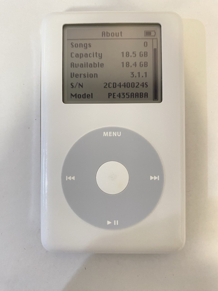 Vintage Apple 20gb iPod 4th Generation PE435AABA White Classic for